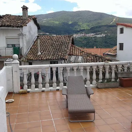 Casa Tia Nico Mombeltrán