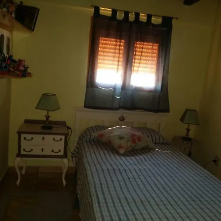 Casa Tia Nico * Mombeltrán