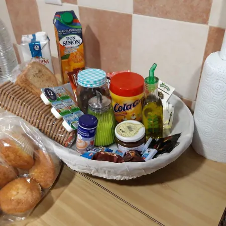 Casa Tia Nico Mombeltrán